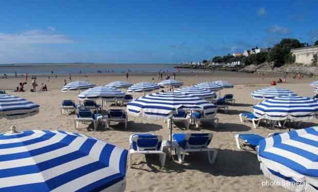 Royan - Pleine Vue Mer Pour Cet Appartement Classe 2 Etoiles - Les Tamaris Luaran gambar